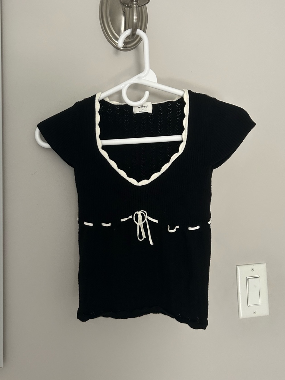 Wilfred Soloist Short Sleeve Sweater Artizia